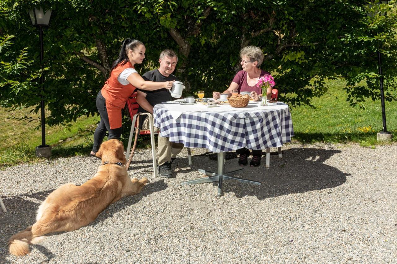 Hotel Gravas Lodge - Das Hotel Fuer Gaeste Mit Hund Vella Exteriér fotografie